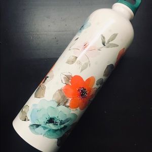 Pioneer woman stainless bottle